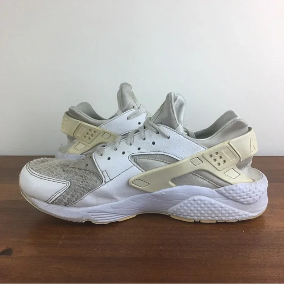 NIKE Men’s Air Huarache Running Shoes 318429-111 Size 10 White - Picture 5 of 10